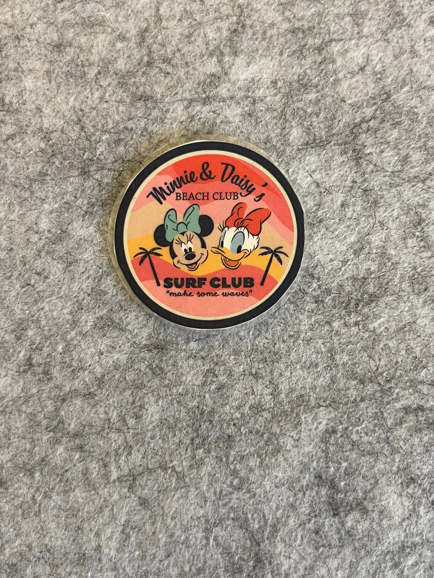 Needle Minders