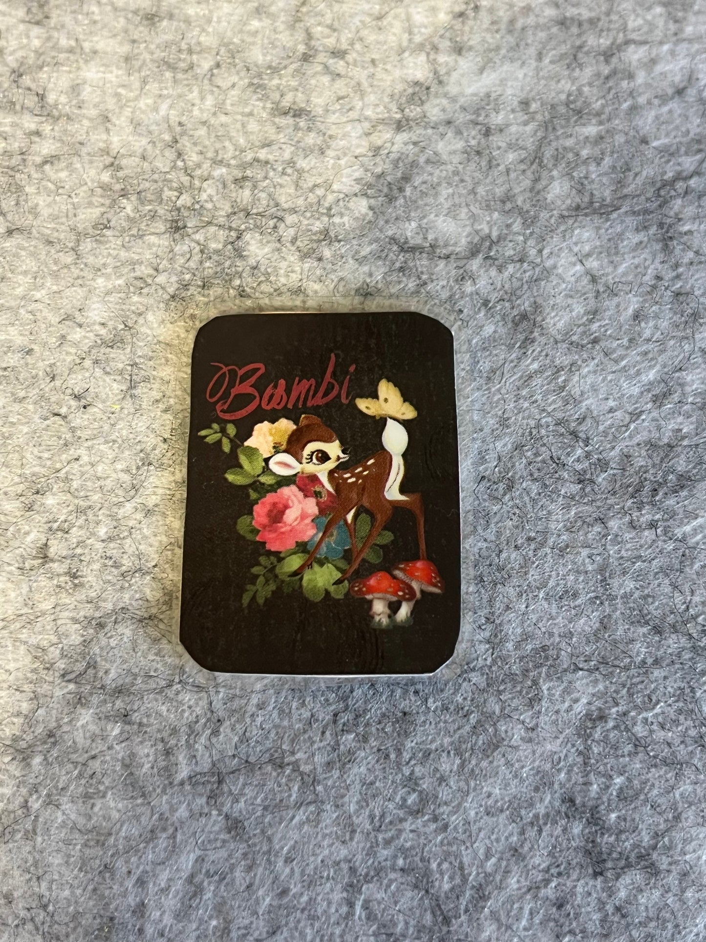 Needle Minders